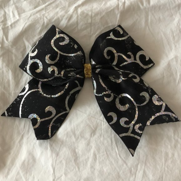 Cheer bows - Picture 6 of 7